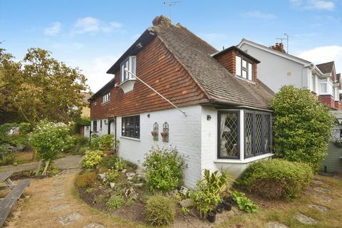 4 bedroom detached house for sale, All Saints Avenue, Margate