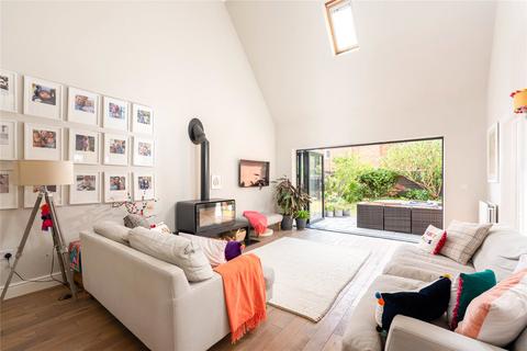 4 bedroom detached house for sale, Woodall Close, Middleton, Milton Keynes, Buckinghamshire, MK10