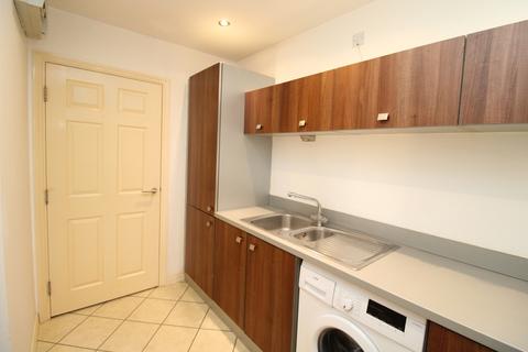 2 bedroom apartment to rent, Douglas Court, Middlesbrough TS4