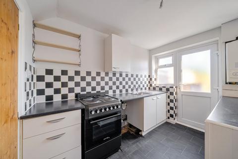 3 bedroom terraced house to rent, Cedar Avenue, West Sussex BN13