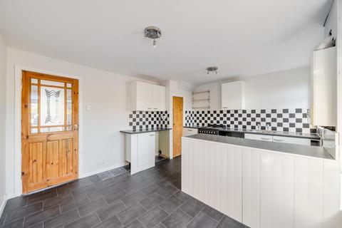 3 bedroom terraced house to rent, Cedar Avenue, West Sussex BN13