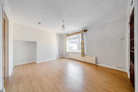 3 bedroom terraced house to rent, Cedar Avenue, West Sussex BN13