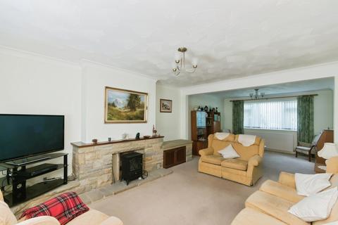 2 bedroom bungalow for sale, Alan Way, Brighton, East Sussex, BN2