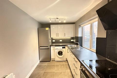 2 bedroom apartment to rent, Vivian Avenue, Nottingham, NG5