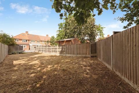 3 bedroom end of terrace house for sale, Broom Hall Grove, BIRMINGHAM