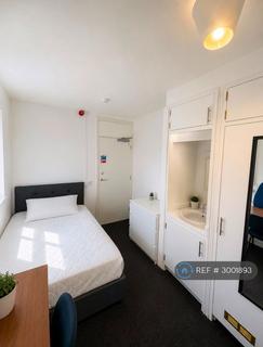 1 bedroom in a flat share to rent, Somerleyton Street, Norwich, NR2