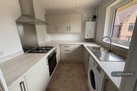 2 bedroom flat to rent, Dalrymple Way, Norwich, NR6
