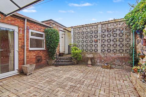 3 bedroom end of terrace house for sale, Brookside Avenue, Coventry, CV5