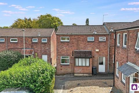 2 bedroom terraced house for sale, Lockhouse Close, Leicester, LE2
