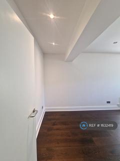 1 bedroom flat to rent, Fordham House, London, SE14