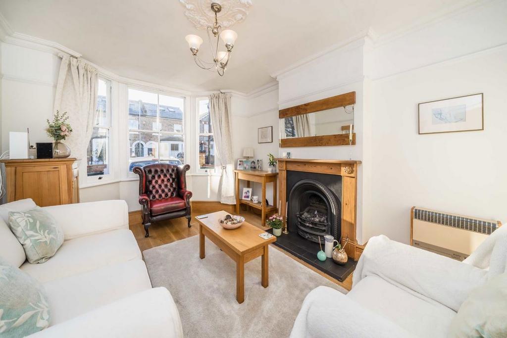 Living room, fireplace