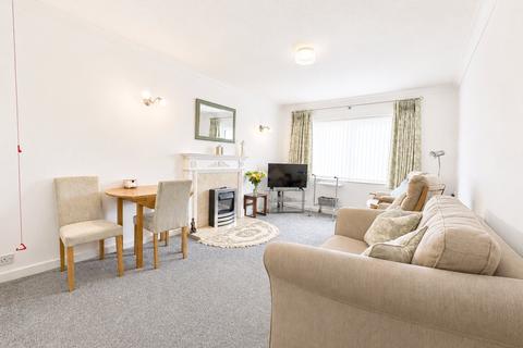 2 bedroom apartment for sale, Riversdale Road, West Kirby, Wirral, Merseyside, CH48