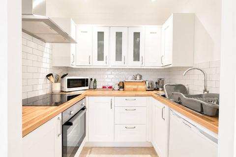 2 bedroom apartment for sale, Riversdale Road, West Kirby, Wirral, Merseyside, CH48