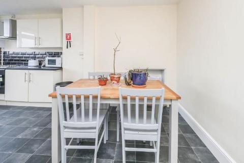 3 bedroom maisonette to rent, Northfields, NORWICH