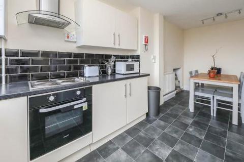 3 bedroom maisonette to rent, Northfields, NORWICH