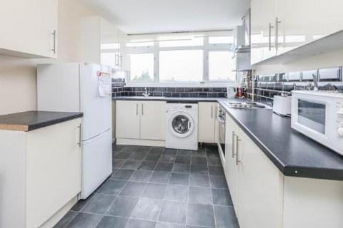 3 bedroom maisonette to rent, Northfields, NORWICH