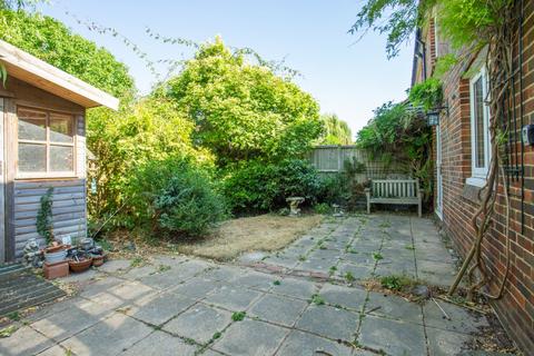 3 bedroom end of terrace house for sale, The Maltings, Littlebourne, Canterbury, Kent, CT3