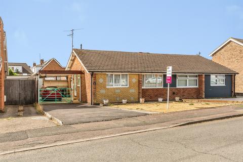2 bedroom semi-detached bungalow for sale, Fairoaks Drive, Raunds, Wellingborough