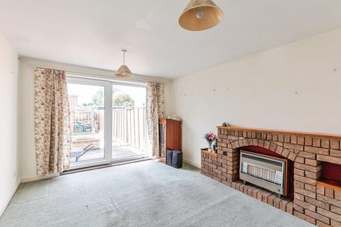 2 bedroom semi-detached bungalow for sale, Fairoaks Drive, Raunds, Wellingborough
