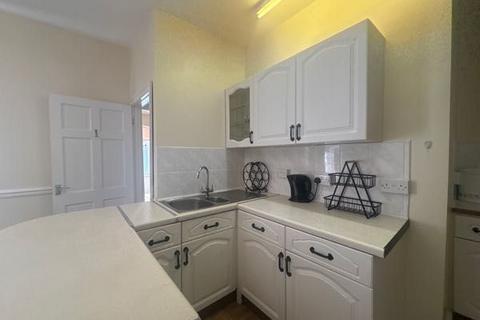 2 bedroom flat to rent, Marine Street, Cwm, Ebbw Vale