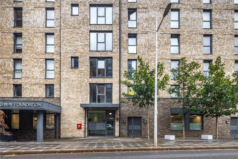 Guest House, 28 St. Pauls Way, Bow, London, E3
