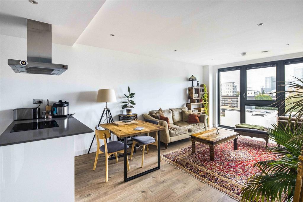 Living Room/Kitchen