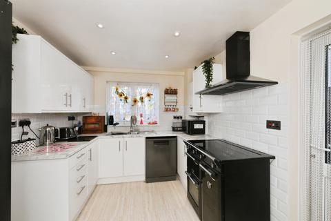 3 bedroom semi-detached house for sale, Cuttys Lane, Stevenage