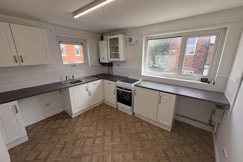 2 bedroom apartment to rent, Eldon Street, Preston
