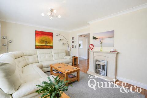 3 bedroom detached house for sale, Lottem Road, Canvey Island, SS8