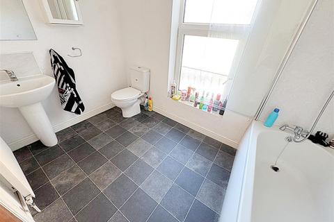 undefined, Kingsway, Cleethorpes, N.E. Lincs, DN35 0AB