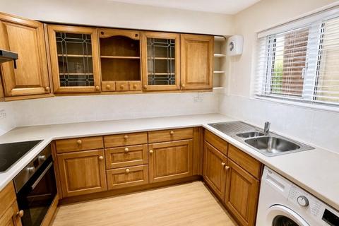2 bedroom flat to rent, Cairns Court, Norfolk NR4
