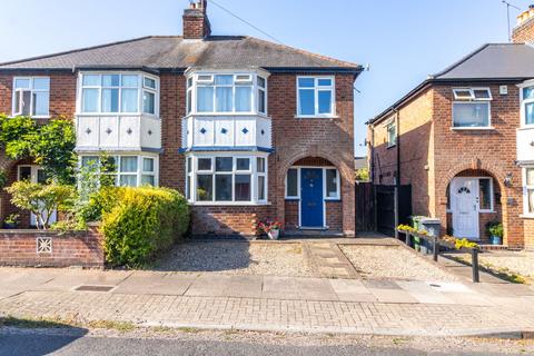3 bedroom semi-detached house for sale, Belvoir Drive, Leicester, LE2