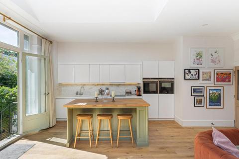 2 bedroom maisonette for sale, London W6