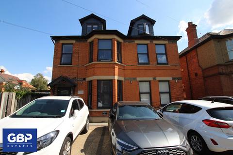 1 bedroom flat to rent, Junction Road, Trebor House, RM1