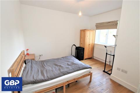 1 bedroom flat to rent, Junction Road, Trebor House, RM1