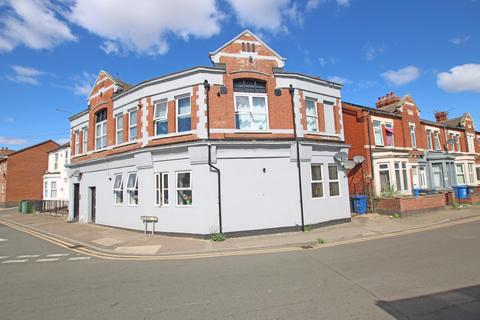 1 bedroom ground floor flat for sale, Bath Road, Kettering , Northants, NN16