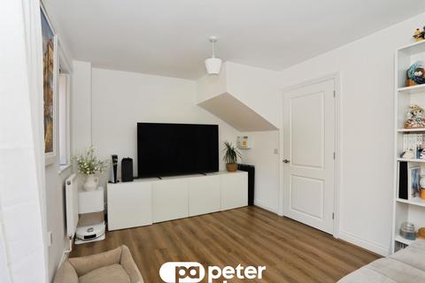 2 bedroom semi-detached house for sale, Mining School Close, Crumlin, Newport