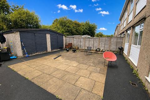 2 bedroom flat for sale, Hampsfell Drive, Morecambe, Lancashire, LA4