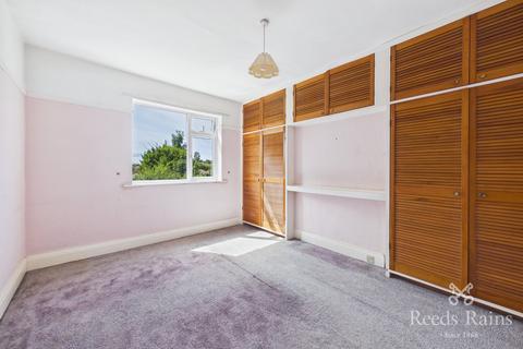 3 bedroom semi-detached house for sale, Burlington Crescent, Denbighshire LL18