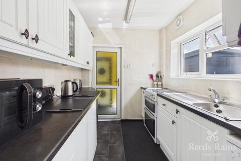 3 bedroom detached house for sale, Rhuddlan Road, Denbighshire LL18