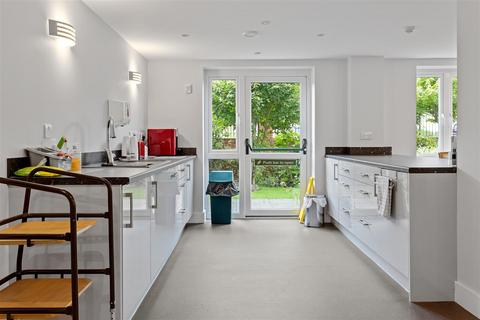 1 bedroom apartment for sale, Tythe Court, 141 White Hart Lane, Collier Row, Romford, Essex, RM7 8LZ