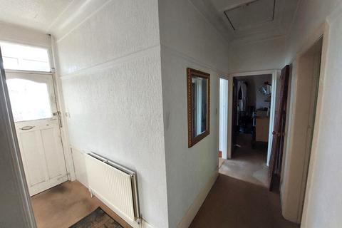 2 bedroom semi-detached bungalow for sale, Belhaven Road, Crumpsall, M8