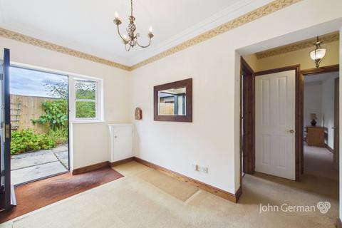 2 bedroom terraced bungalow for sale, Brocksford Court, Doveridge
