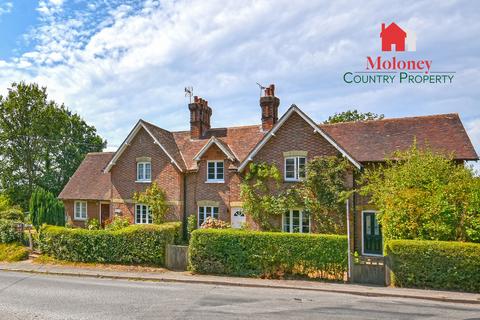 2 bedroom cottage for sale, Bodiam, East Sussex TN32