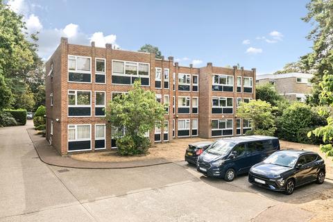 2 bedroom flat for sale, Bridgewater Road, Weybridge, KT13