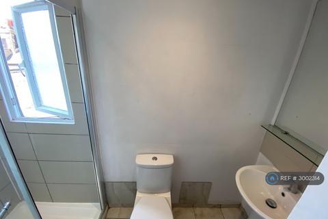 Studio to rent, Norfolk Square, Brighton, BN1