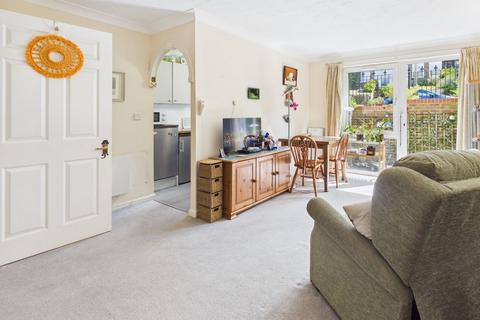 2 bedroom retirement property for sale, VALLEY COURT, CATERHAM VALLEY