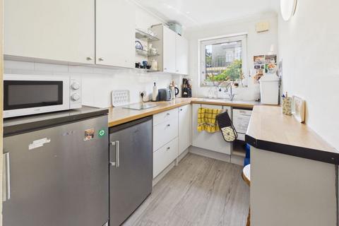 2 bedroom retirement property for sale, VALLEY COURT, CATERHAM VALLEY