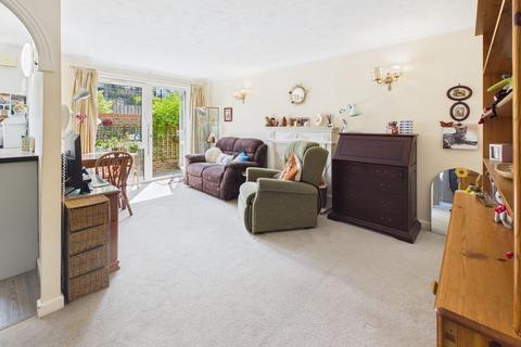 2 bedroom retirement property for sale, VALLEY COURT, CATERHAM VALLEY