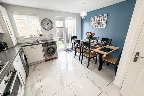 4 bedroom townhouse for sale, Font Drive, Blyth NE24
